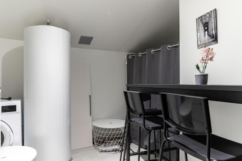Hsh Batignolles Sauffroy Charming Apartment 8P Paris Extérieur photo